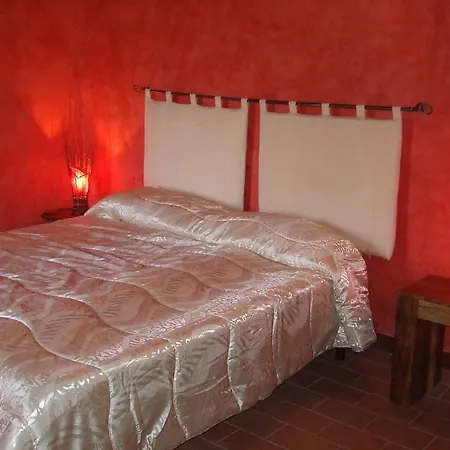 בית חווה Agriturismo La Lanterna פניקאלה