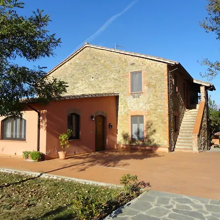 Agriturismo La Lanterna בית חווה
